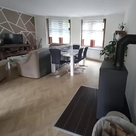 Gutshaus Klitzschen Apartment Mockrehna